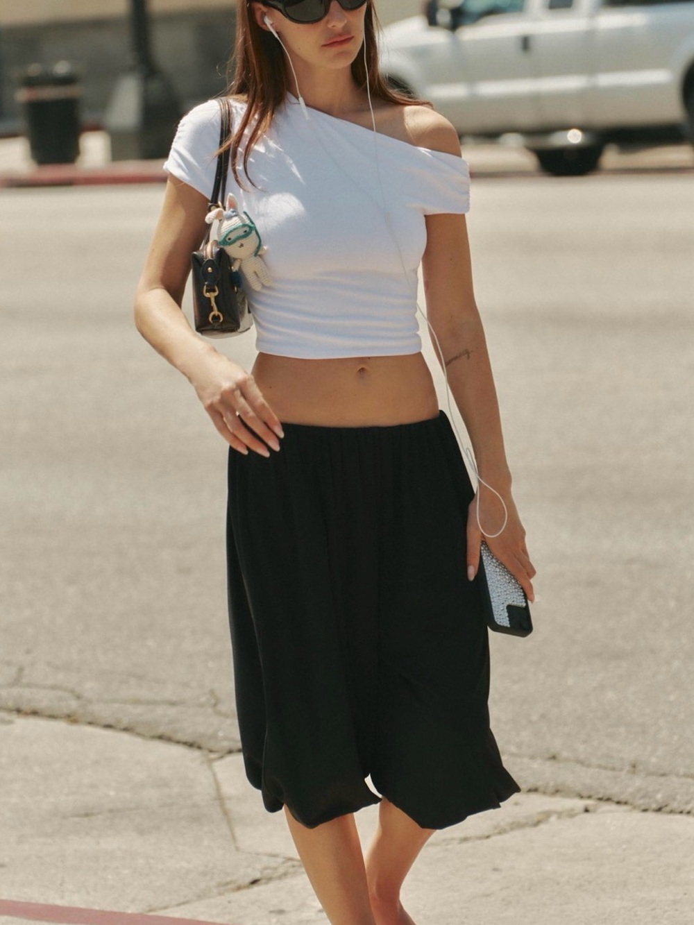 NWT - Zara Black Flowy Balloon Baggy Short